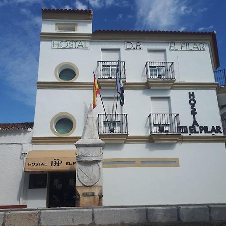 Hostal Dp El Pilar Монестерио Екстериор снимка