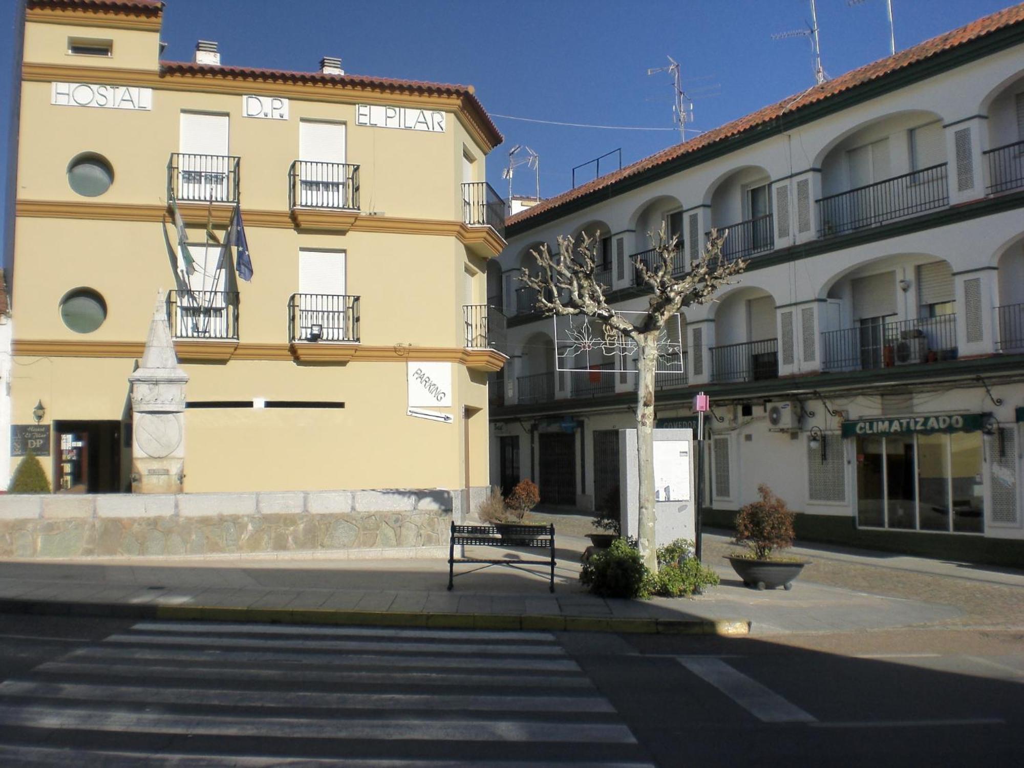 Hostal Dp El Pilar Монестерио Екстериор снимка